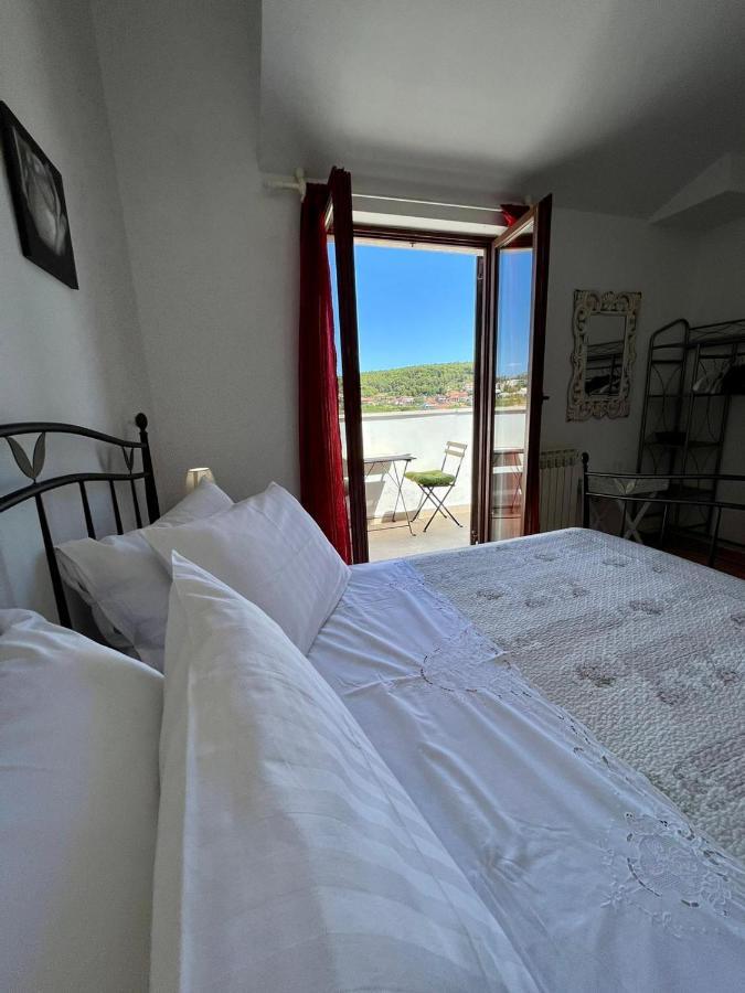 Apartman Gorana With Swimming Pool ييلسا المظهر الخارجي الصورة